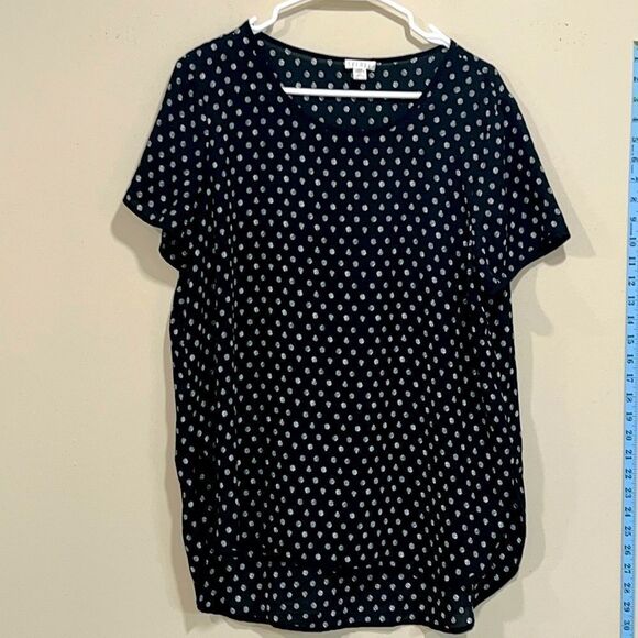 Beautiful Black & White Polka Dot Top By Spense. Size Large - Picture 1 of 5